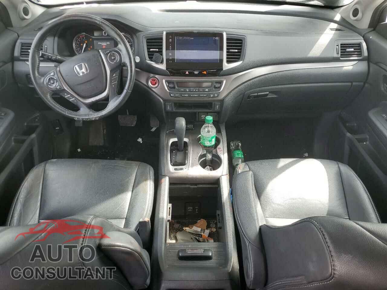 HONDA PILOT 2017 - 5FNYF5H75HB009872