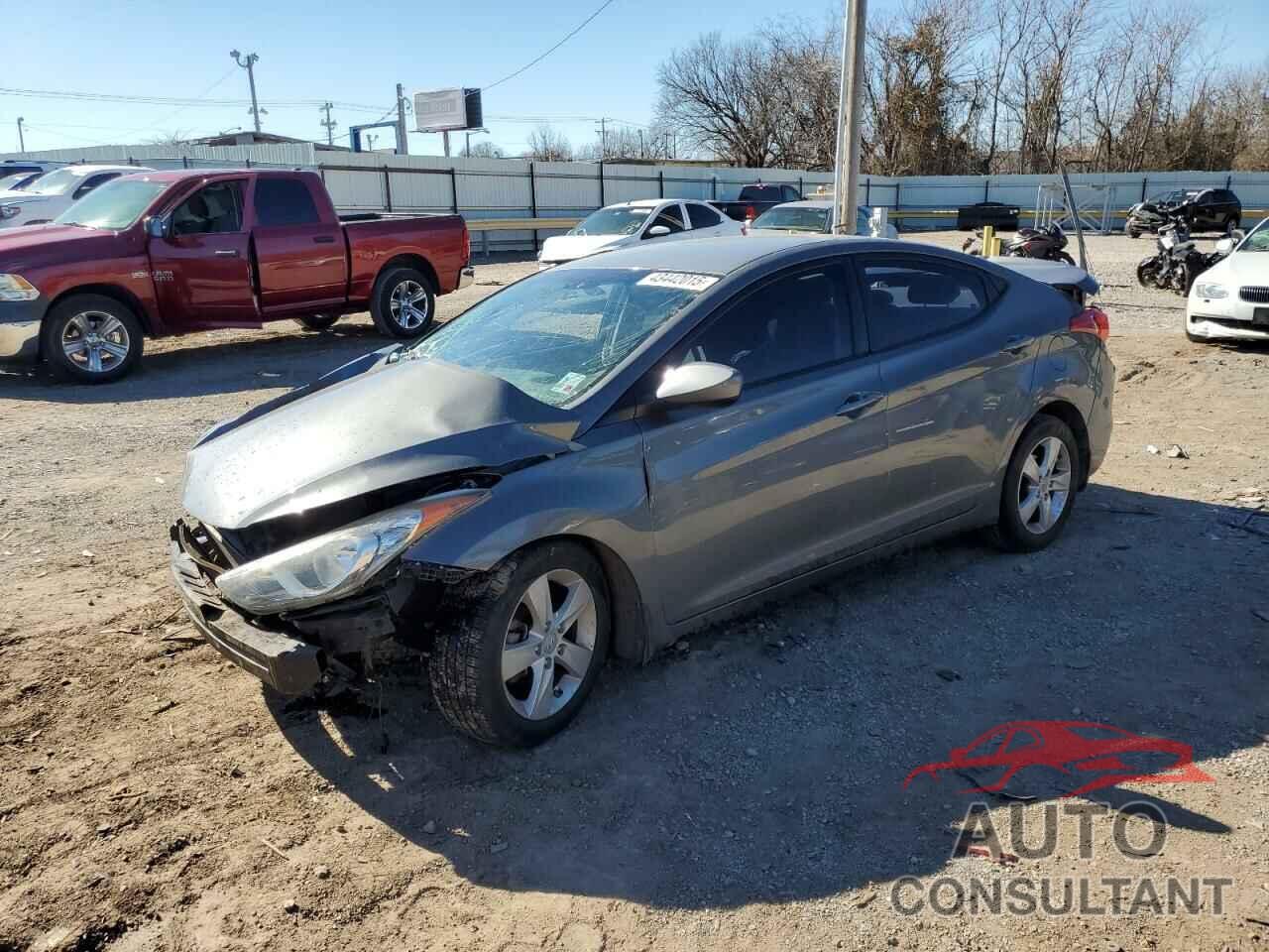 HYUNDAI ELANTRA 2013 - 5NPDH4AE8DH244127