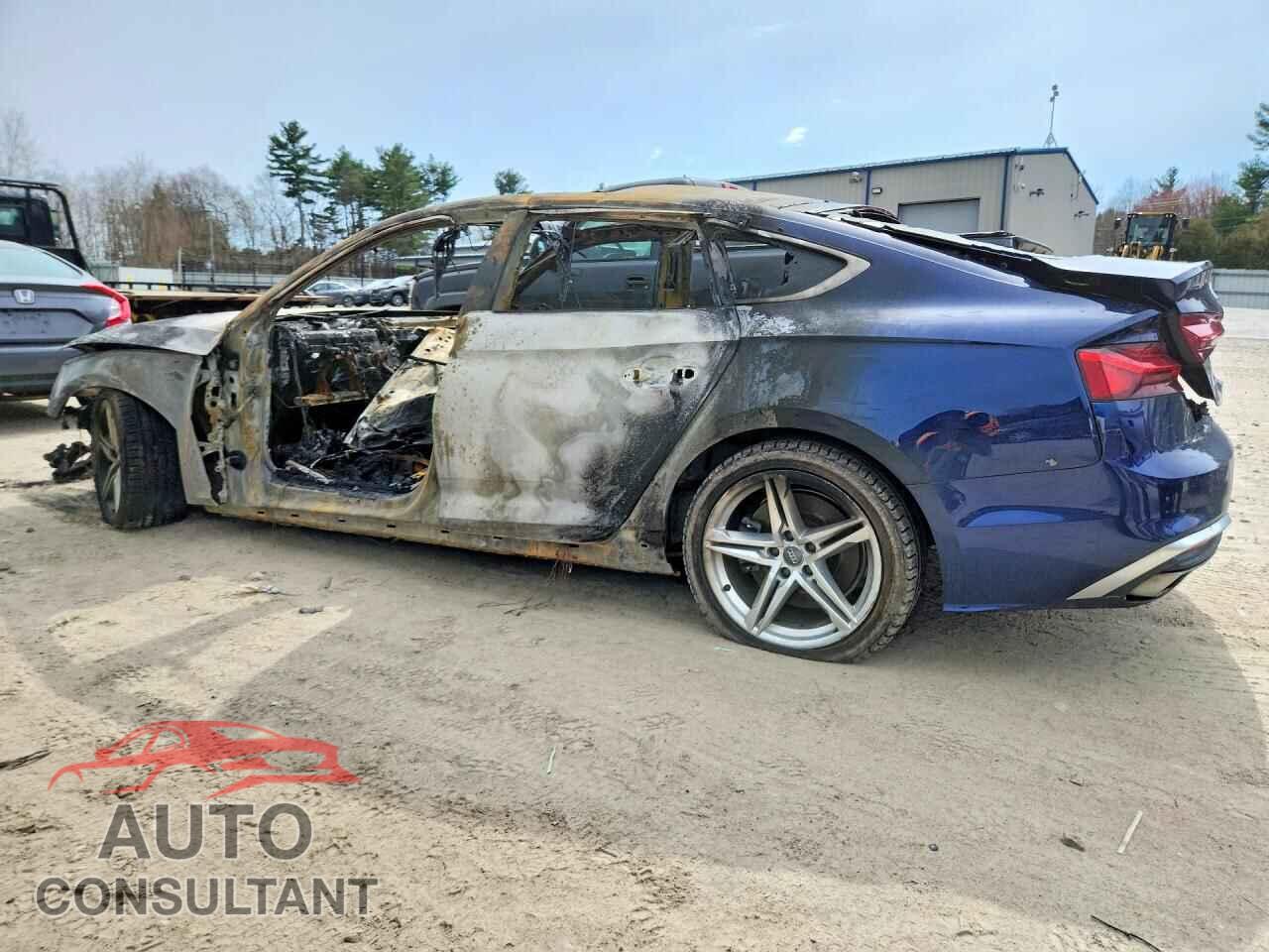 AUDI A5 2021 - WAUDACF51MA013811