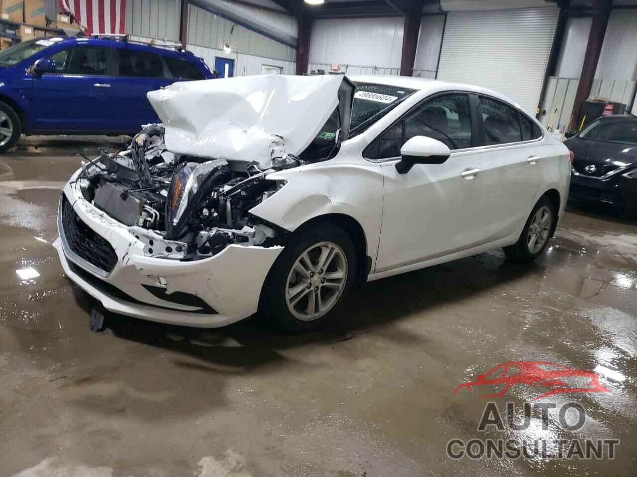 CHEVROLET CRUZE 2018 - 1G1BE5SMXJ7174411