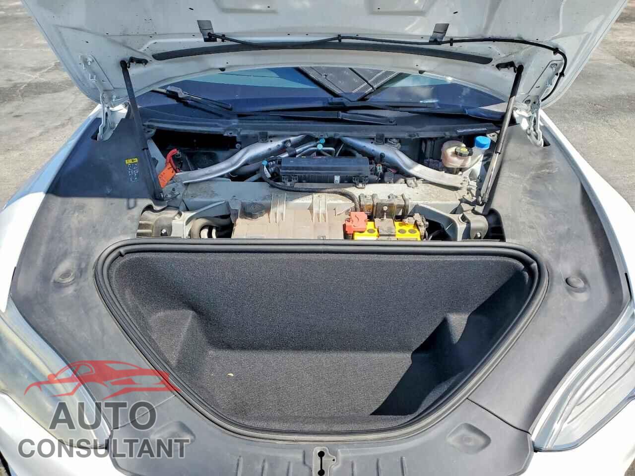 TESLA MODEL S 2017 - 5YJSA1E10HF199030