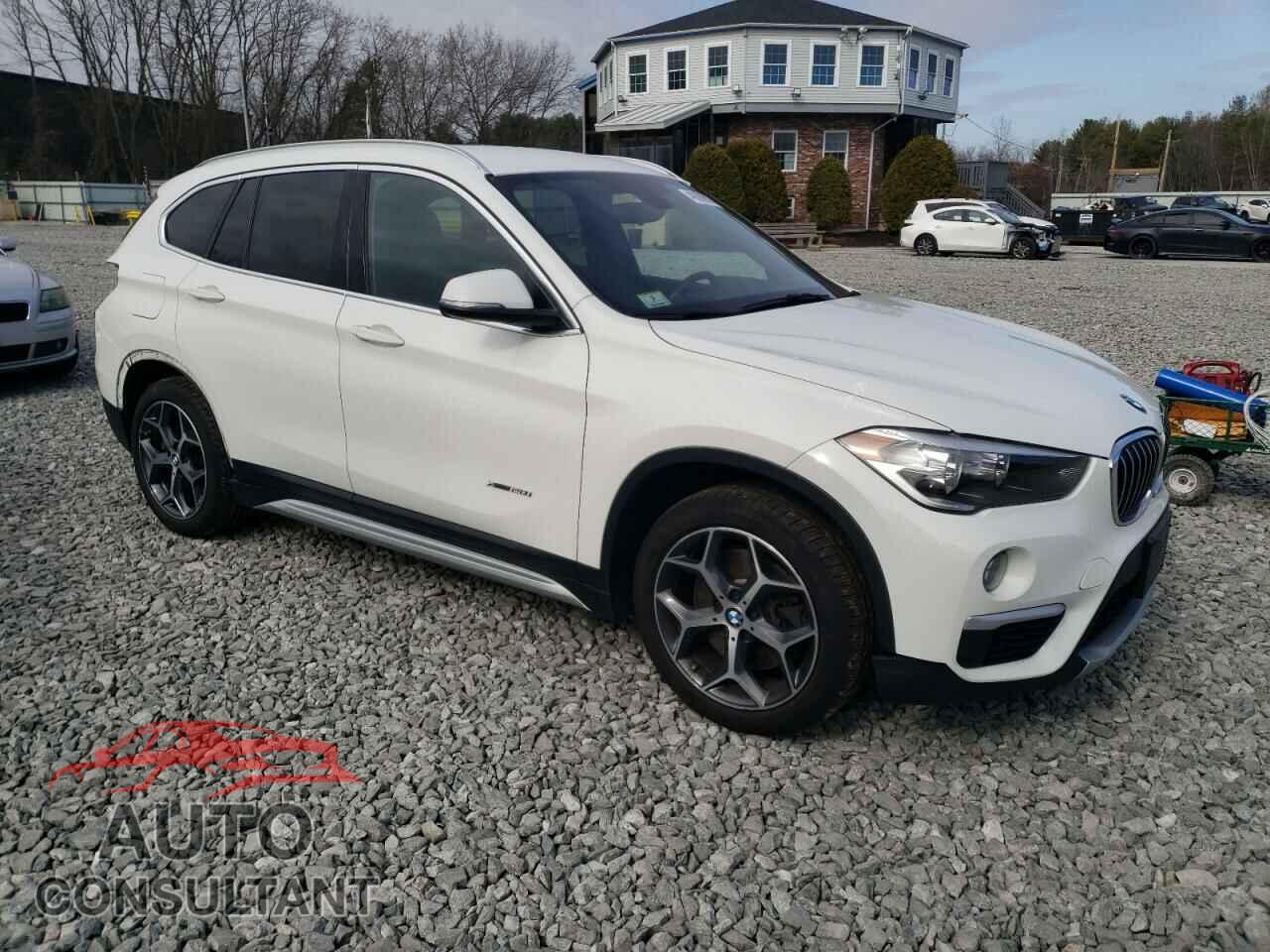 BMW X1 2017 - WBXHT3C32H5F76601