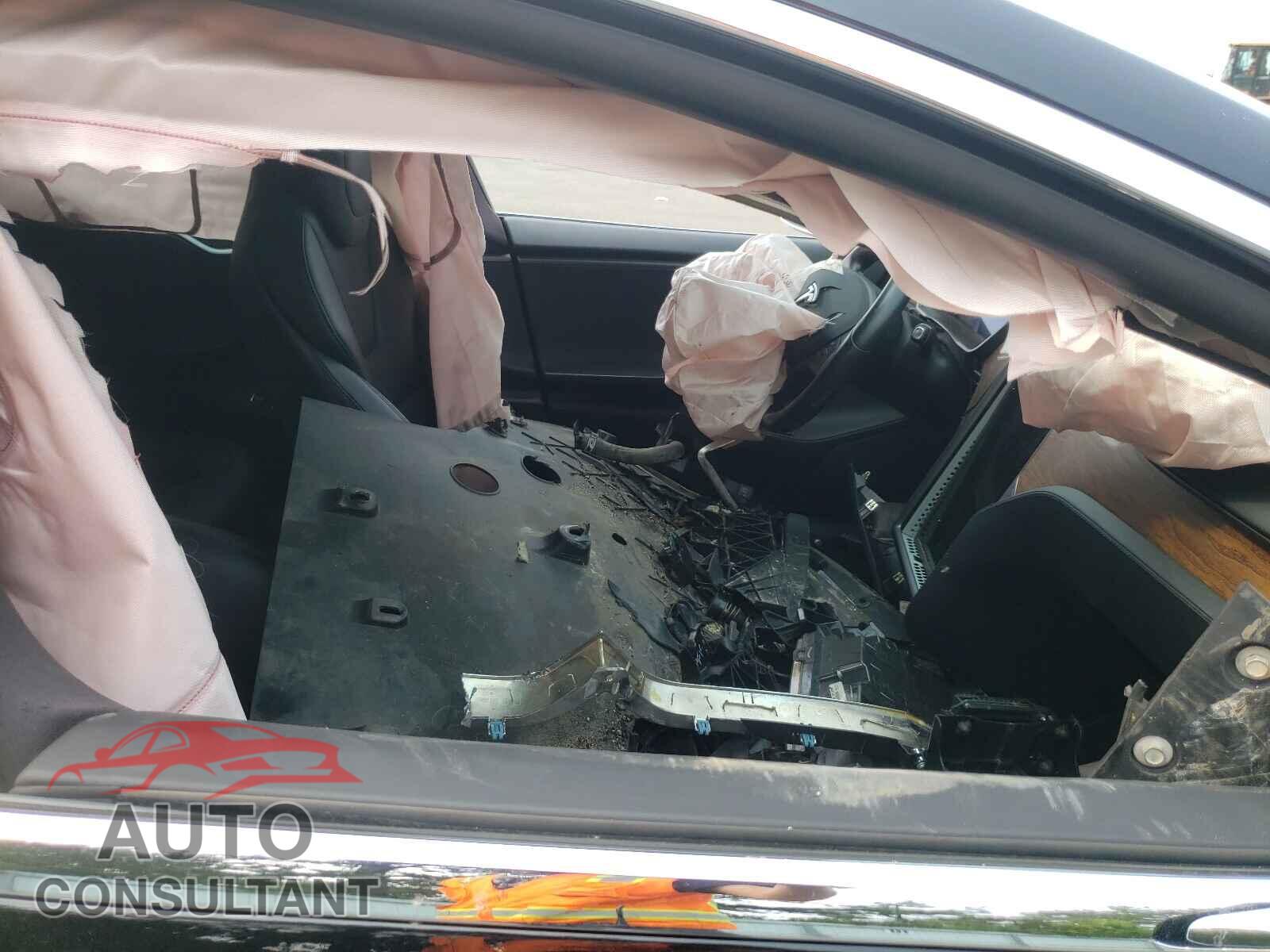 TESLA MODEL S 2018 - 5YJSA1E28JF262681