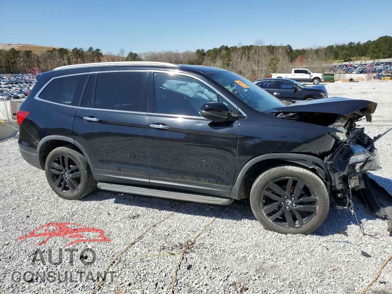 HONDA PILOT 2017 - 5FNYF6H09HB004912