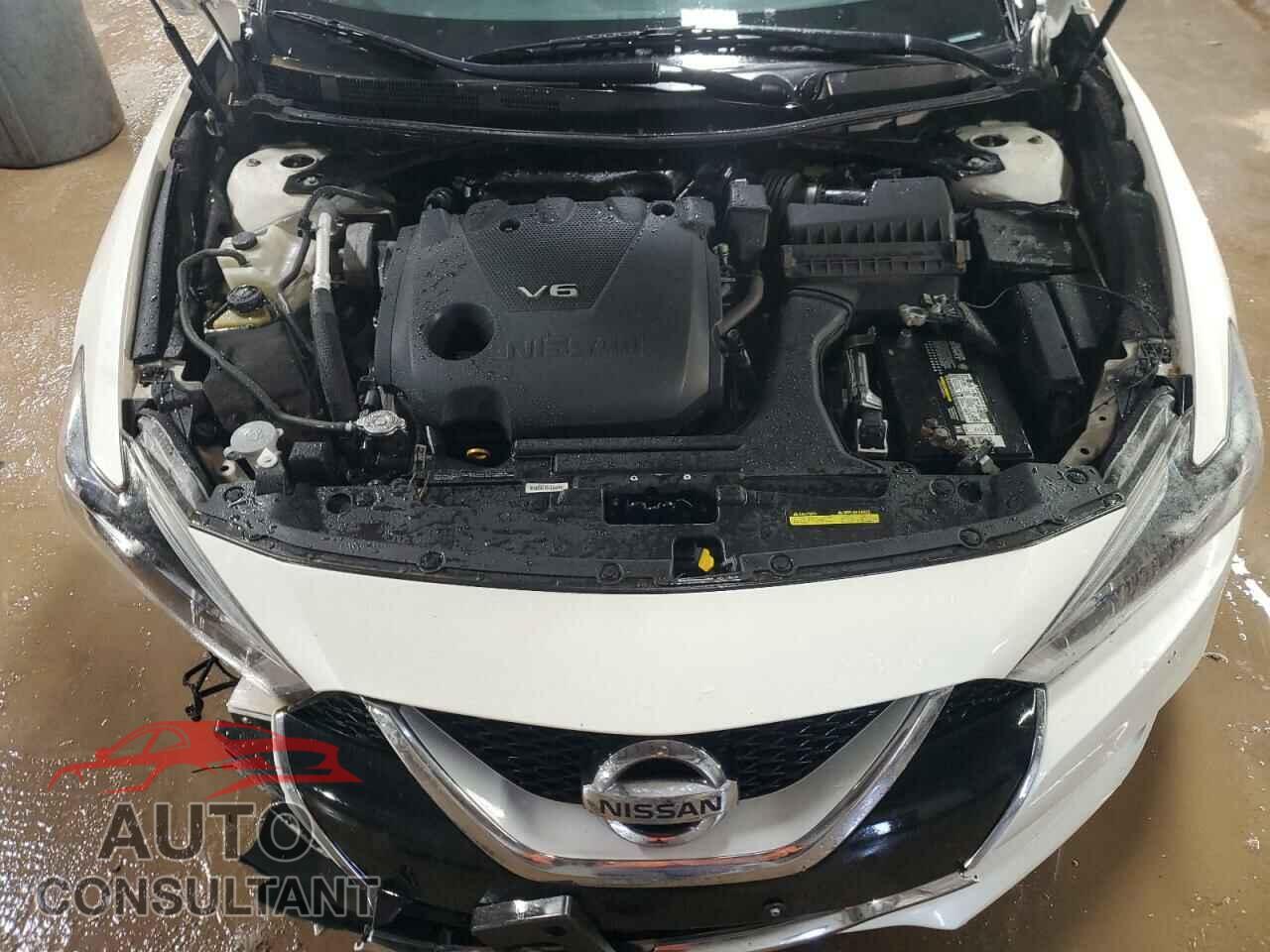 NISSAN MAXIMA 2017 - 1N4AA6APXHC407601
