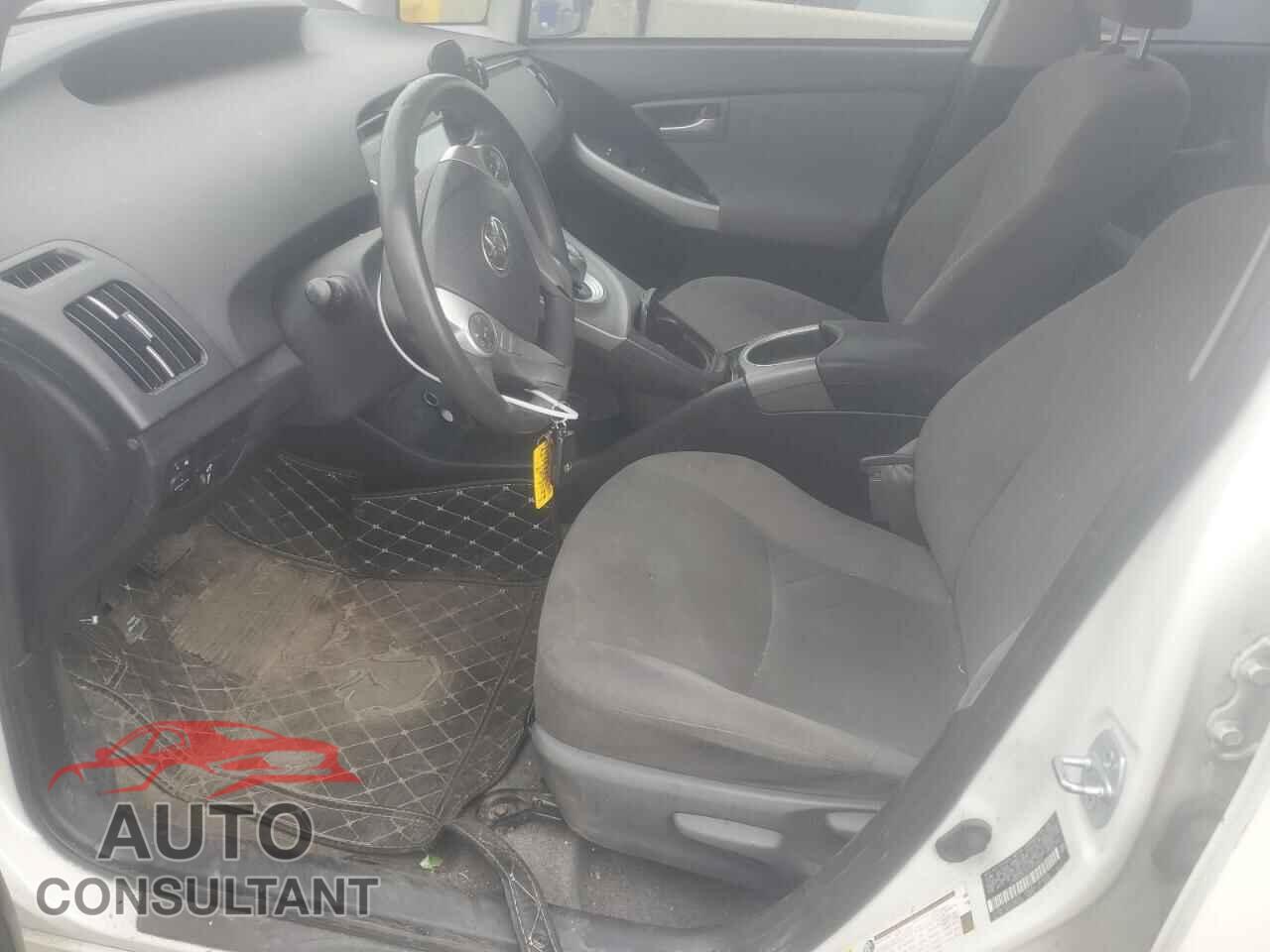 TOYOTA PRIUS 2015 - JTDKN3DU0F0447624