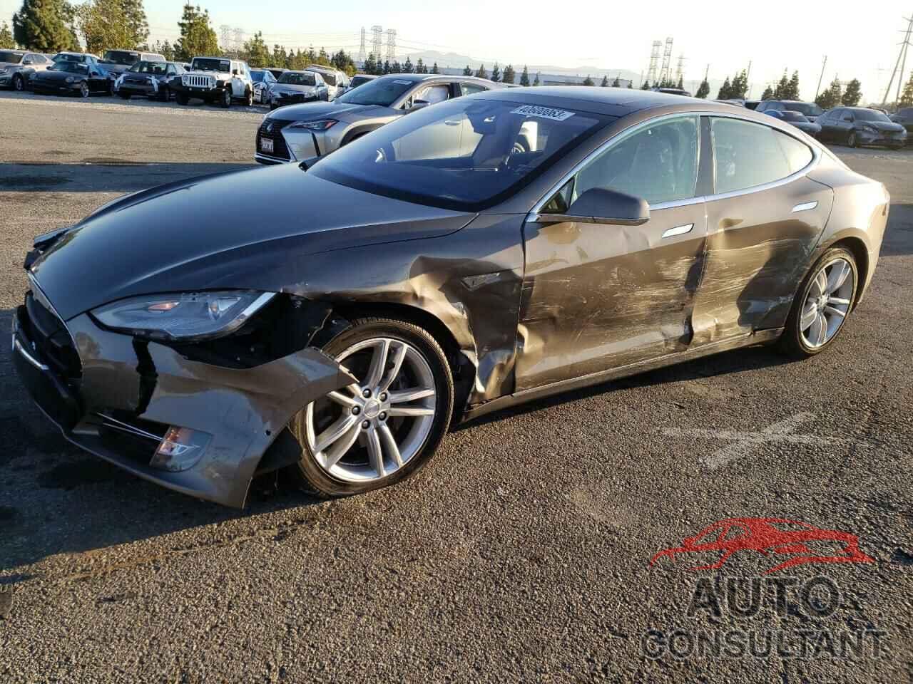 TESLA MODEL S 2016 - 5YJSA1E25GF129384