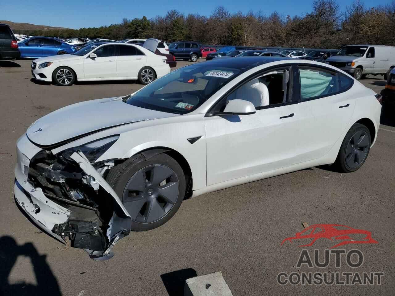 TESLA MODEL 3 2022 - 5YJ3E1EB8NF272979