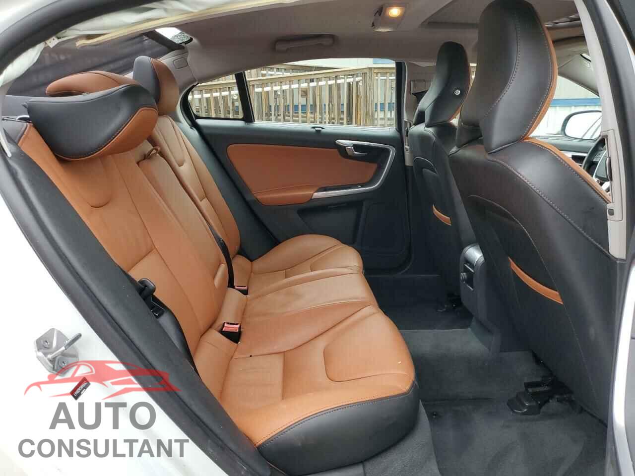 VOLVO S60 2017 - LYV402TK2HB155903