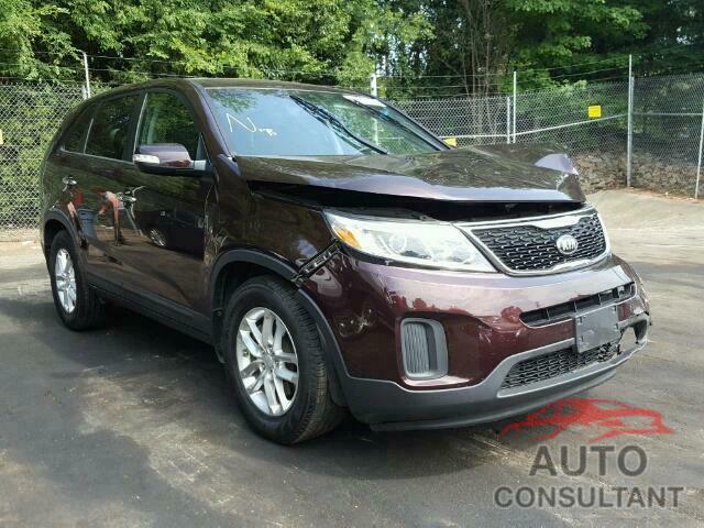 KIA SORENTO LX 2015 - 5XYKT3A61FG593438