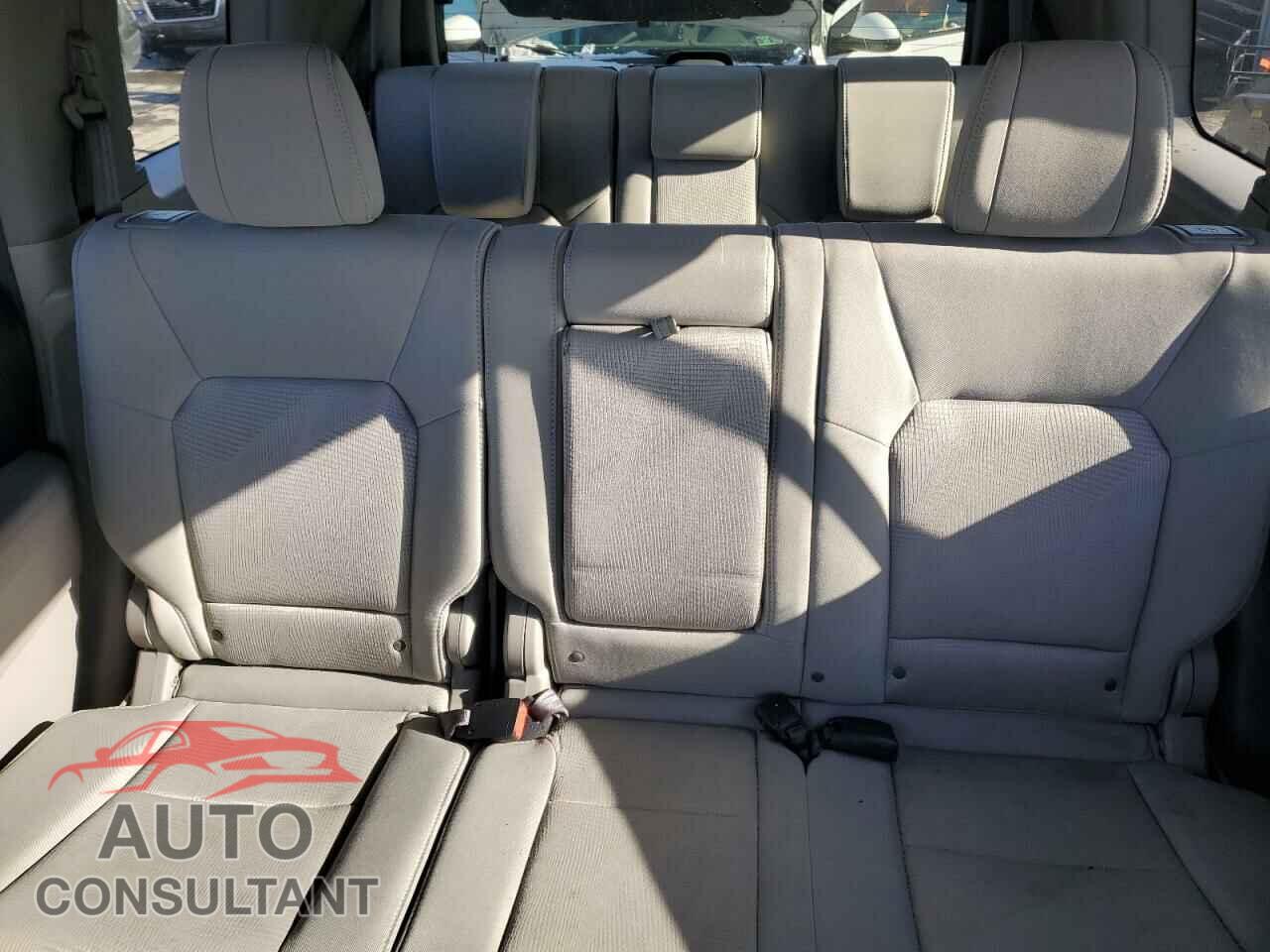 HONDA PILOT 2012 - 5FNYF4H24CB019042