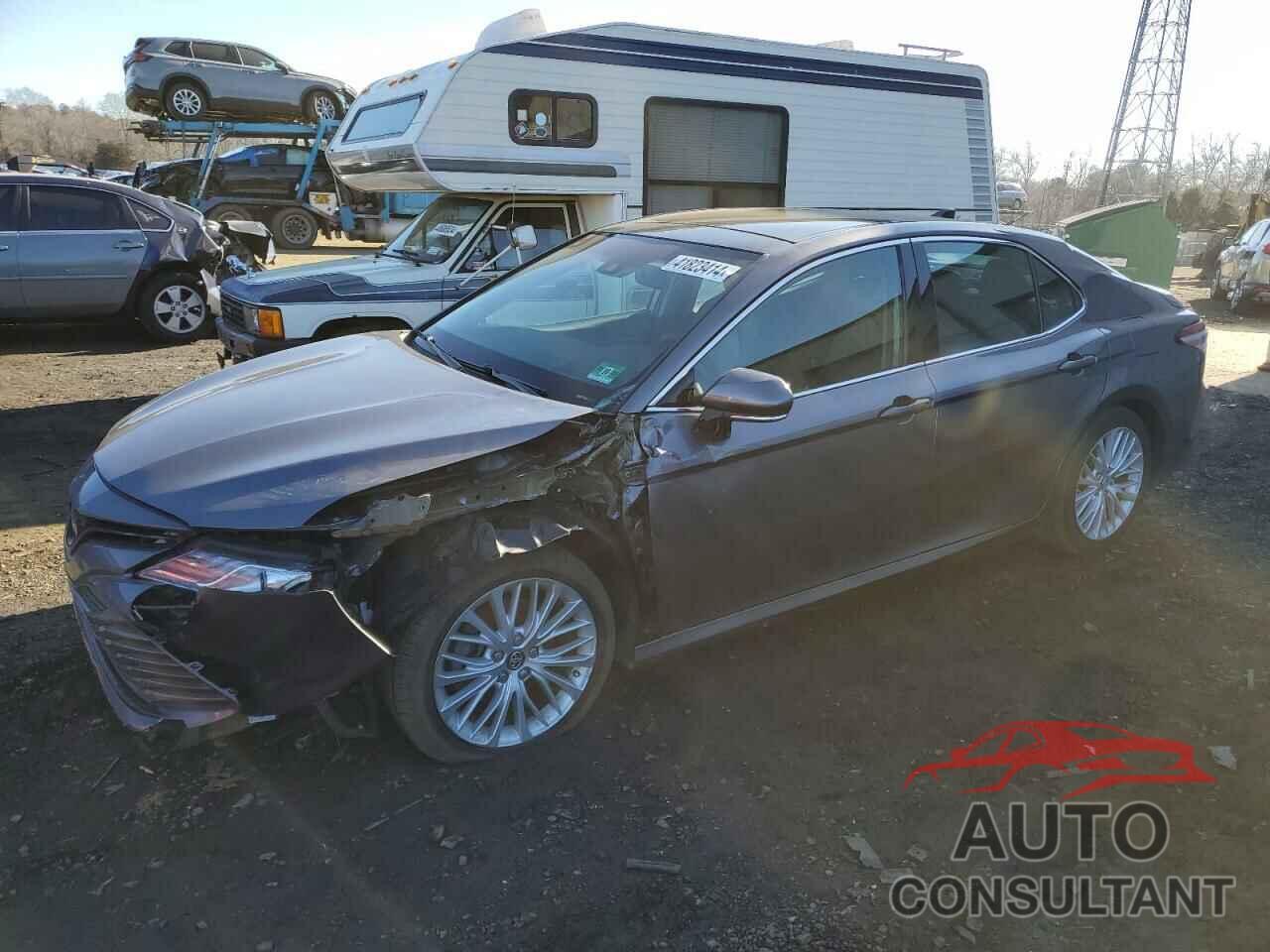TOYOTA CAMRY 2018 - 4T1BZ1HK8JU001624
