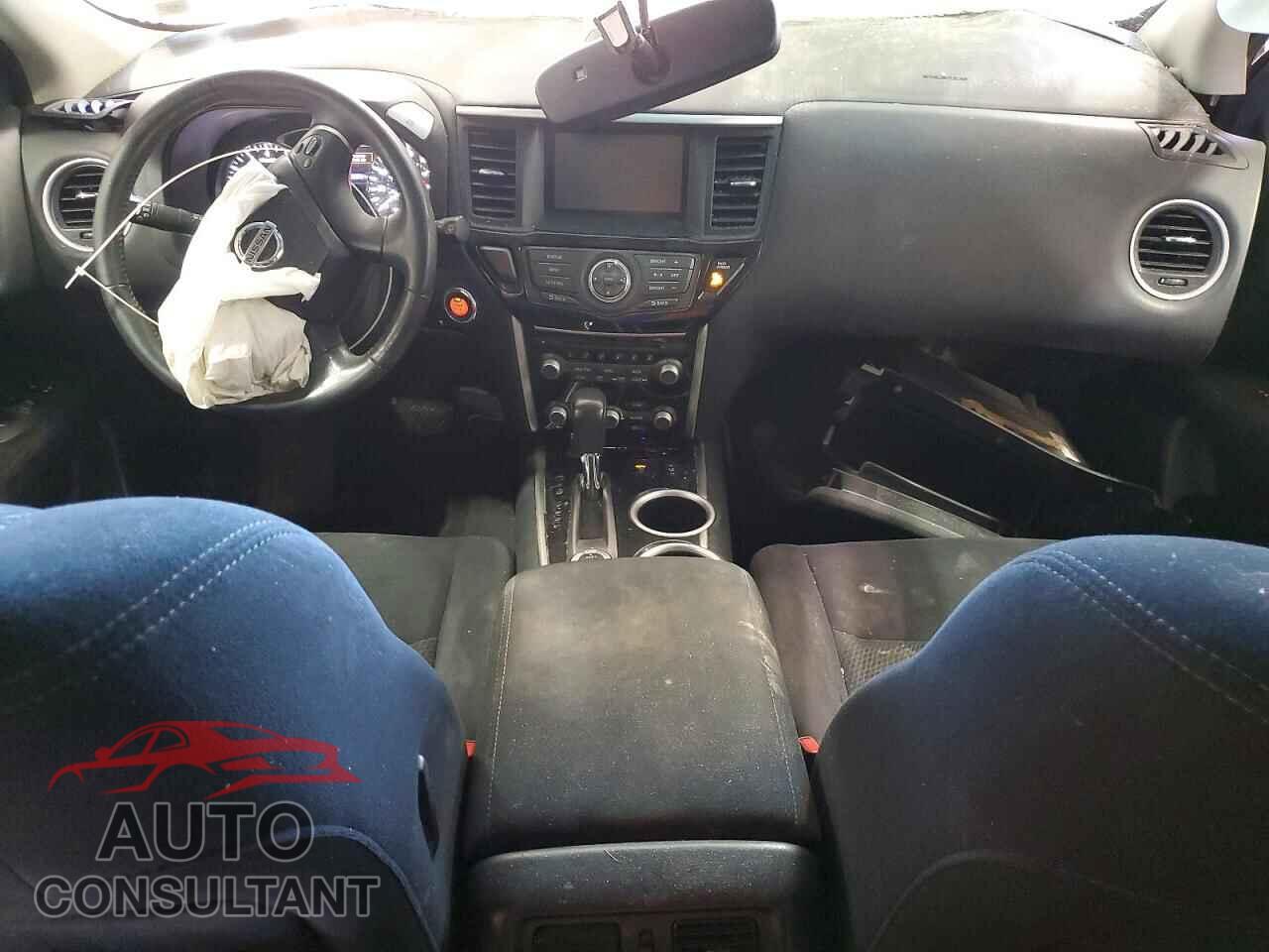 NISSAN PATHFINDER 2016 - 5N1AR2MMXGC667780
