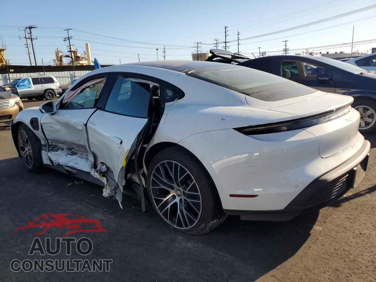 PORSCHE TAYCAN 2023 - WP0AA2Y14PSA14527