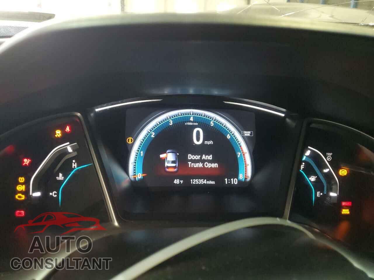 HONDA CIVIC 2018 - 2HGFC2F77JH574191