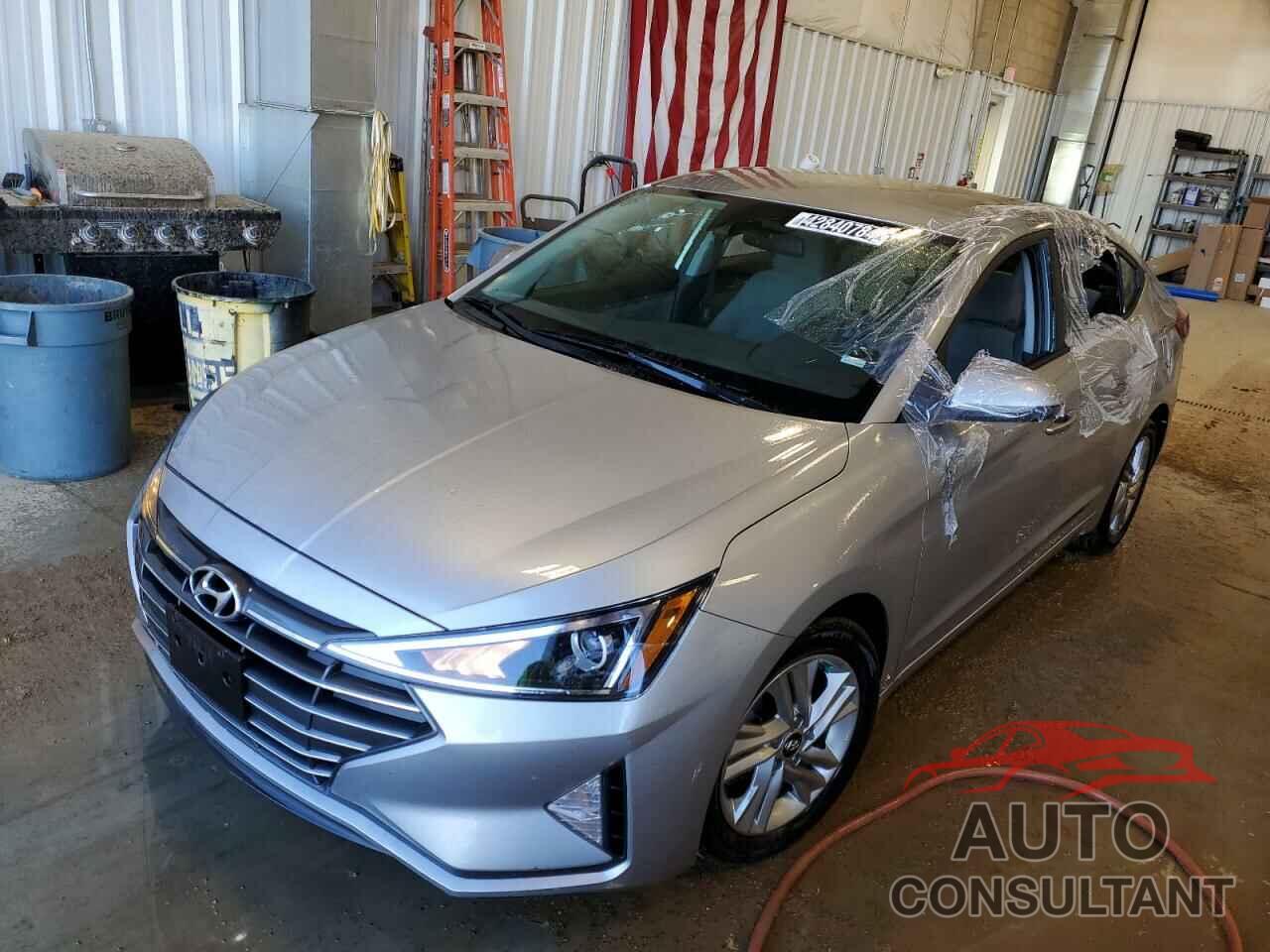 HYUNDAI ELANTRA 2020 - 5NPD84LF4LH563156