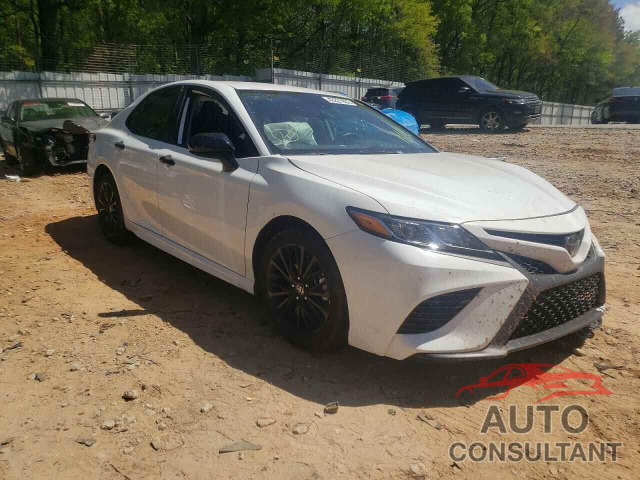 TOYOTA CAMRY 2020 - 4T1G11AK0LU401803