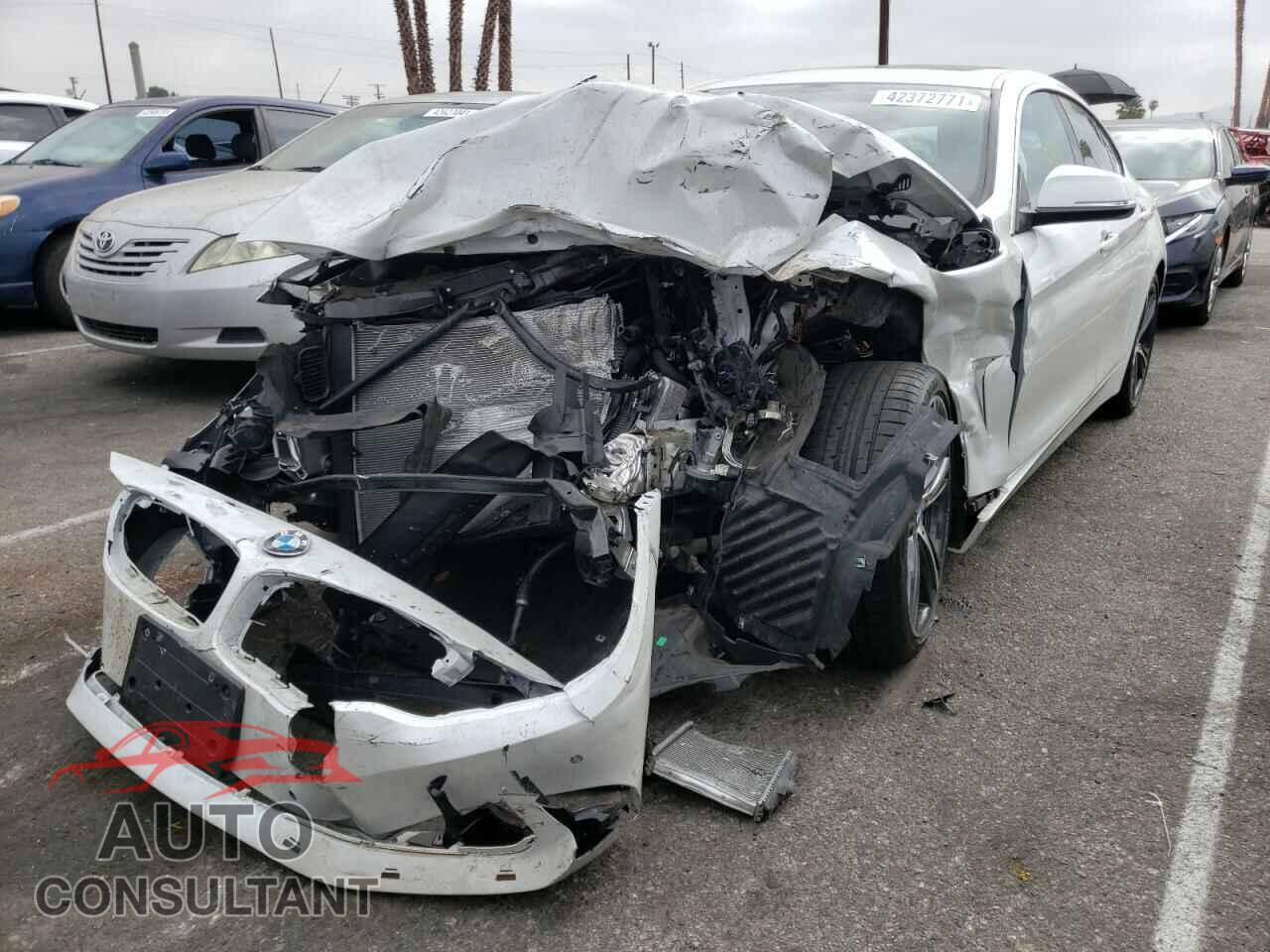 BMW 4 SERIES 2018 - WBA4J5C58JBF07124