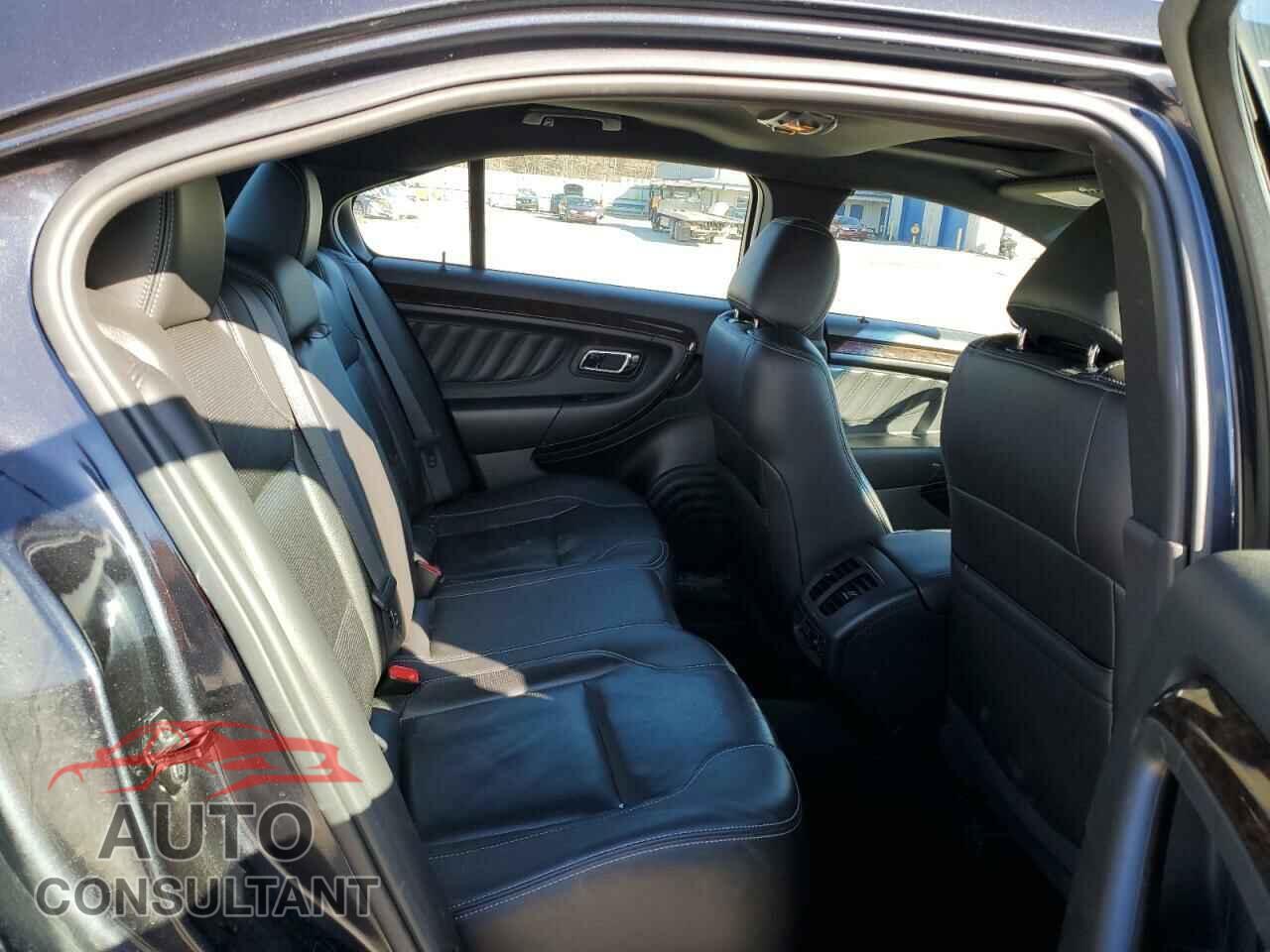 FORD TAURUS 2017 - 1FAHP2J88HG116781