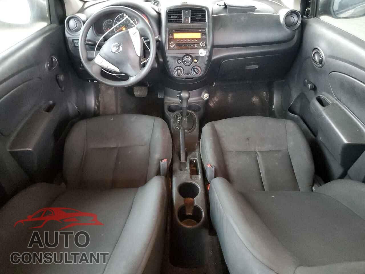 NISSAN VERSA 2017 - 3N1CN7AP5HL886286