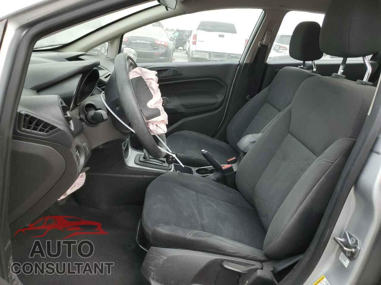 FORD FIESTA 2019 - 3FADP4EJ1KM112396