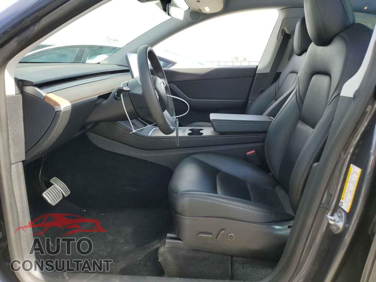 TESLA MODEL Y 2022 - 7SAYGDEF6NF414012