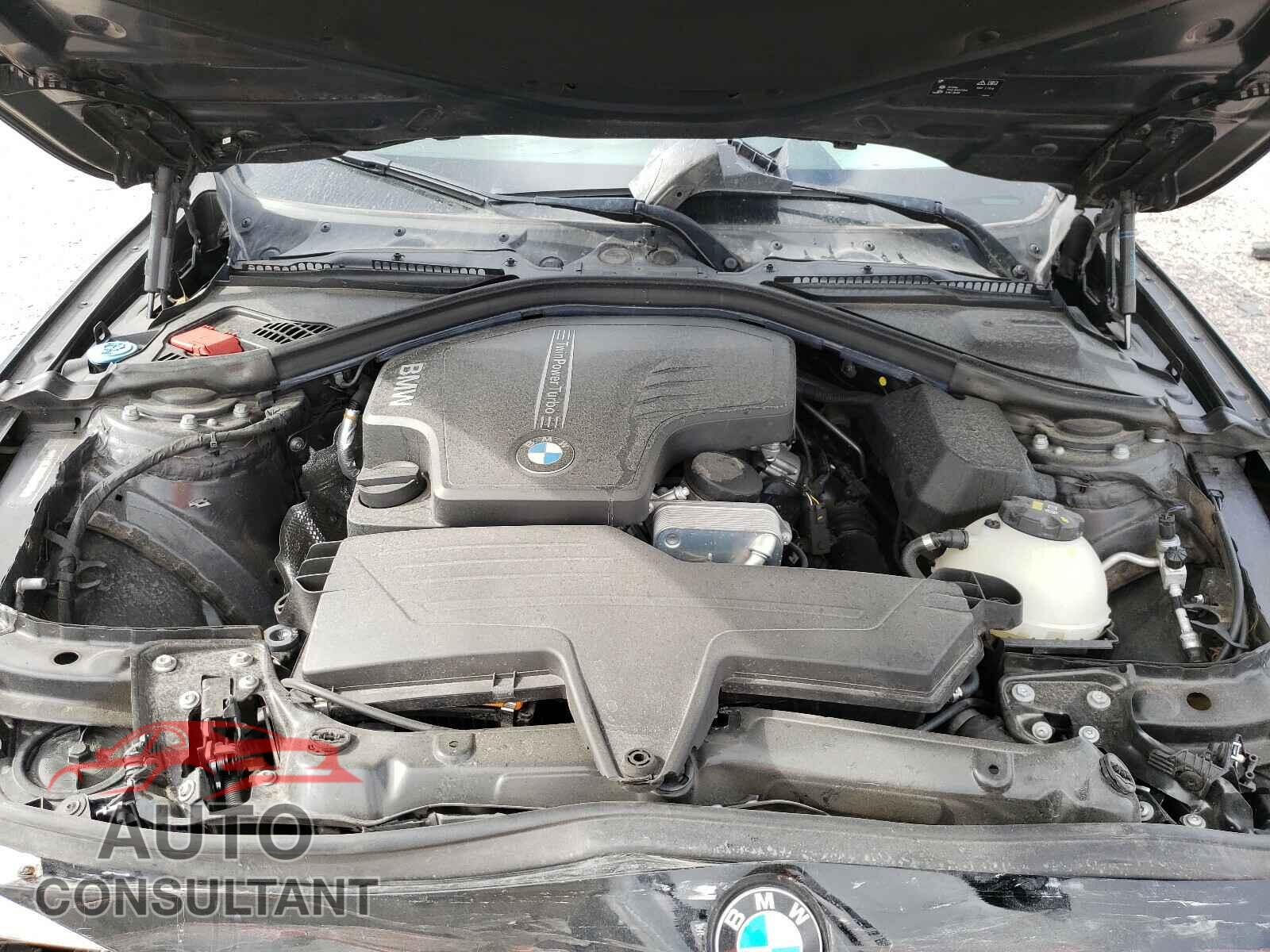 BMW 3 SERIES 2016 - WBA8E1G58GNU12172