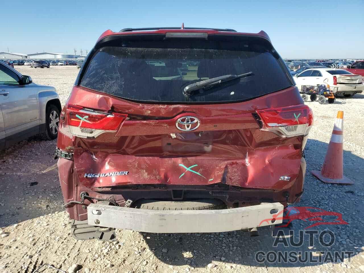 TOYOTA HIGHLANDER 2018 - 5TDKZRFH8JS535852