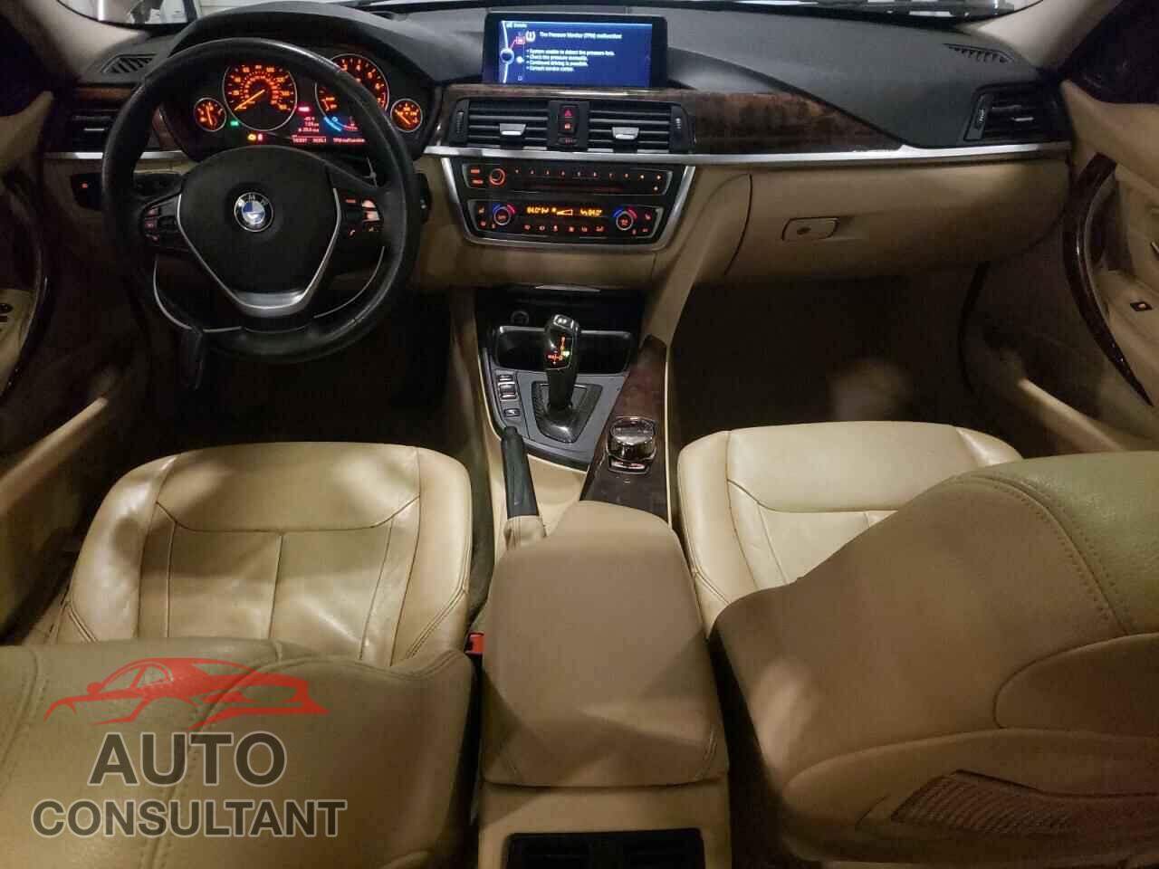 BMW 3 SERIES 2013 - WBA3B3C59DF544500