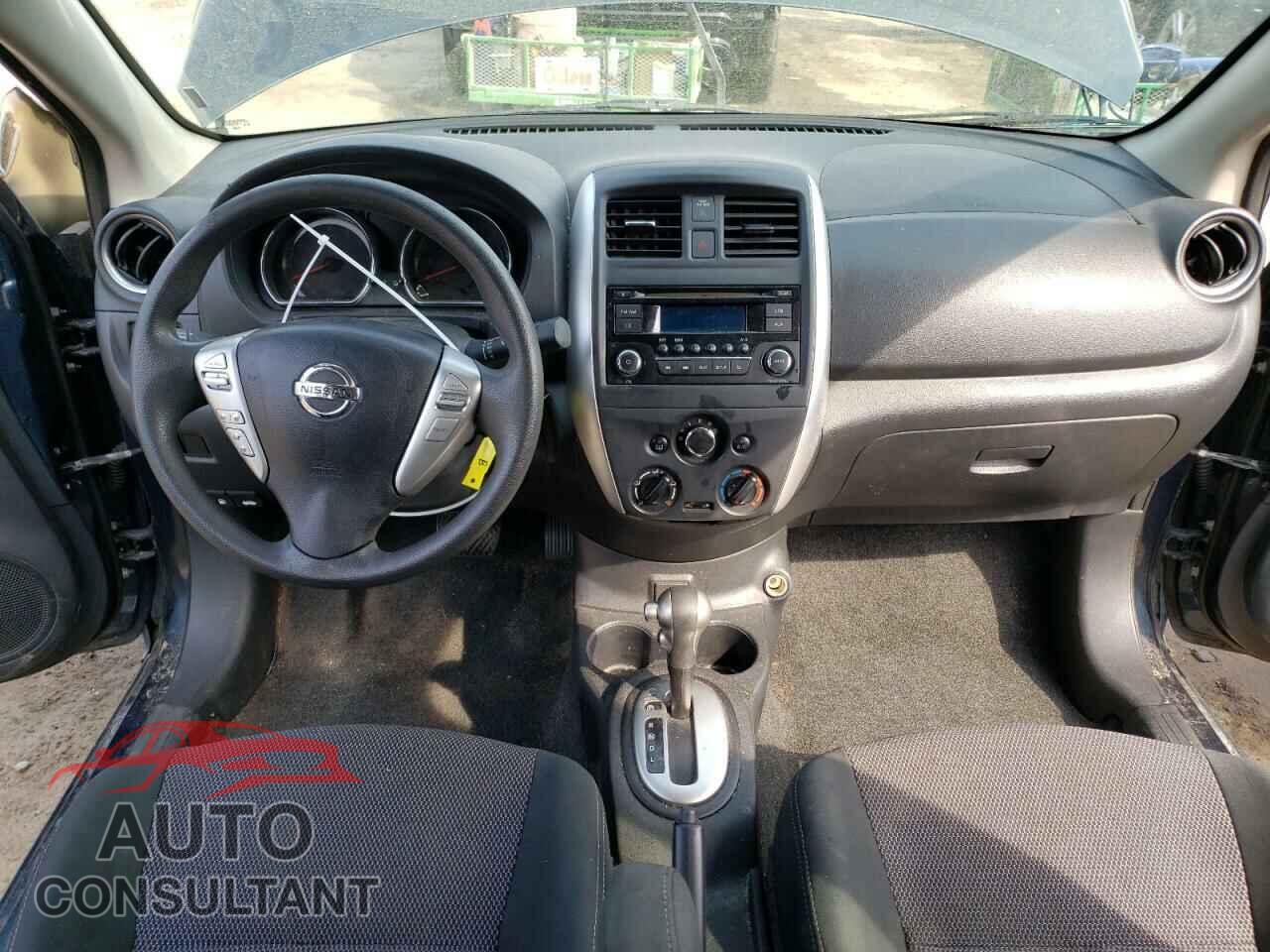 NISSAN VERSA 2017 - 3N1CN7AP3HL856588