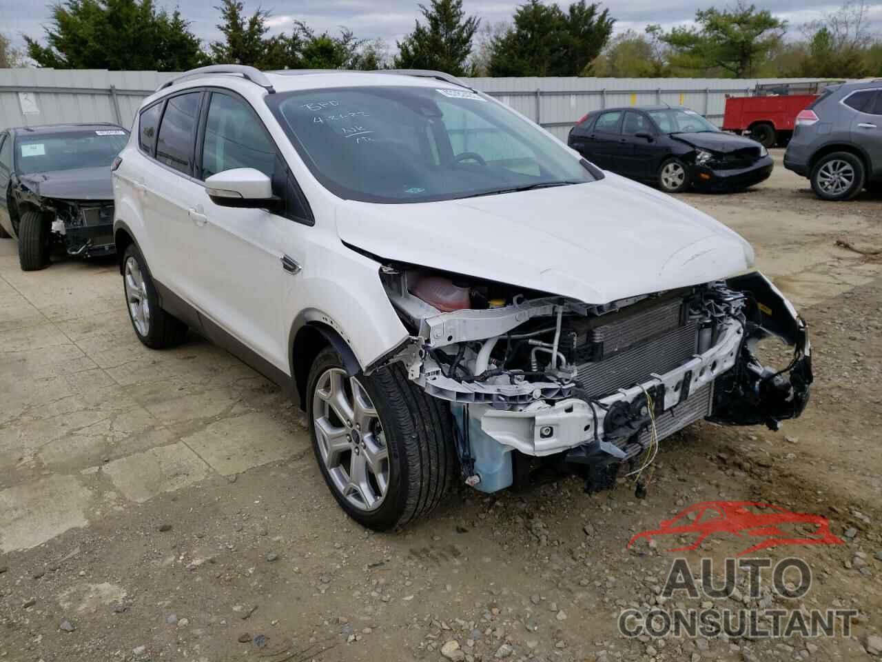 FORD ESCAPE 2017 - 1FMCU9J90HUE13670