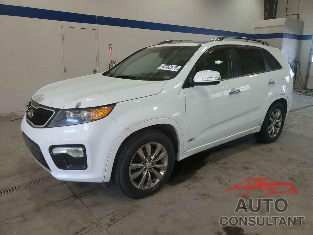 KIA SORENTO 2013 - 5XYKWDA24DG362881