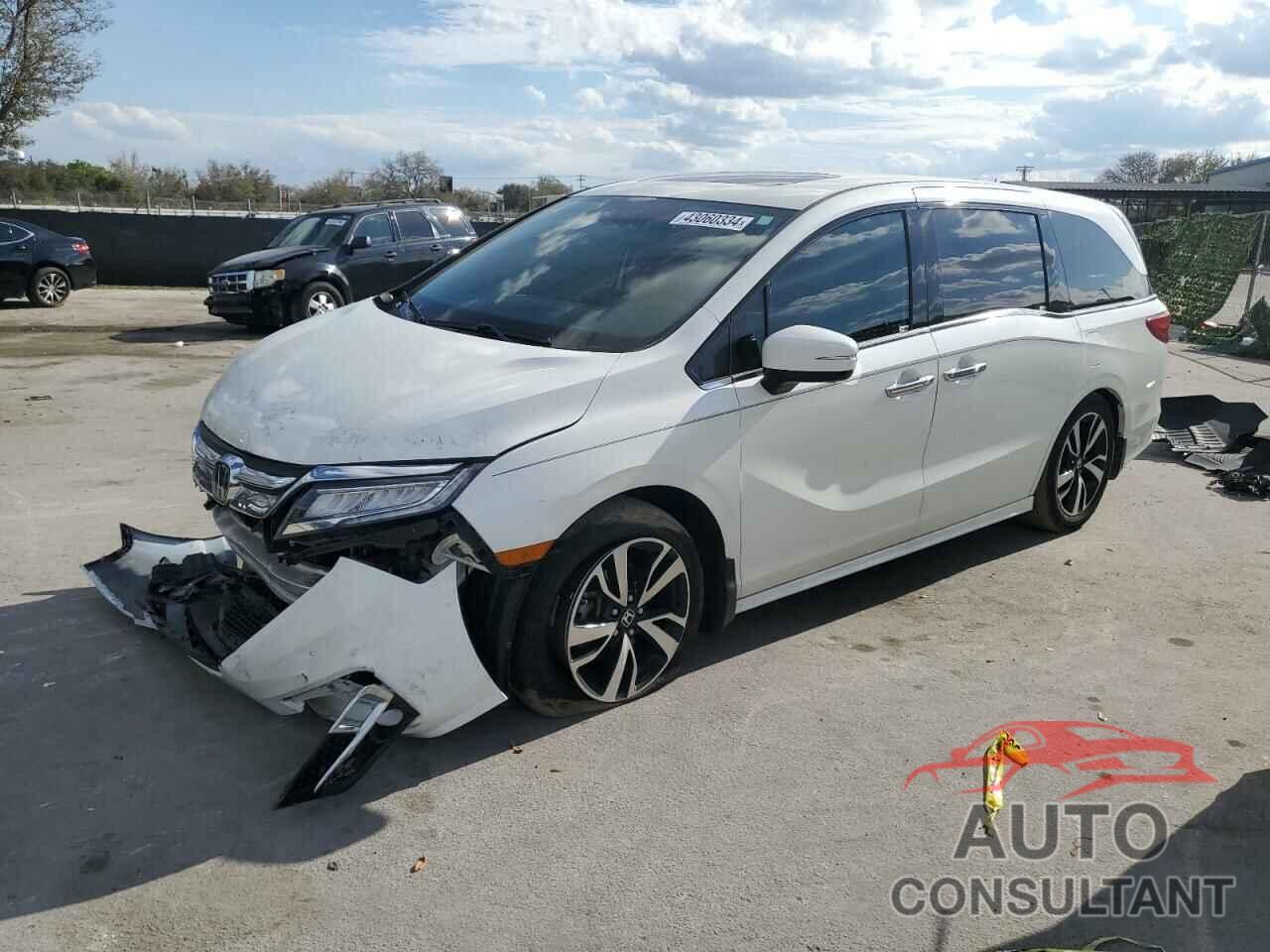 HONDA ODYSSEY 2018 - 5FNRL6H93JB027961