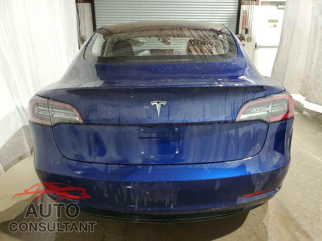 TESLA MODEL 3 2018 - 5YJ3E1EA9JF019624
