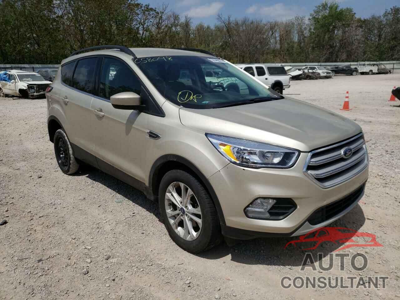 FORD ESCAPE 2018 - 1FMCU0GD4JUC58098