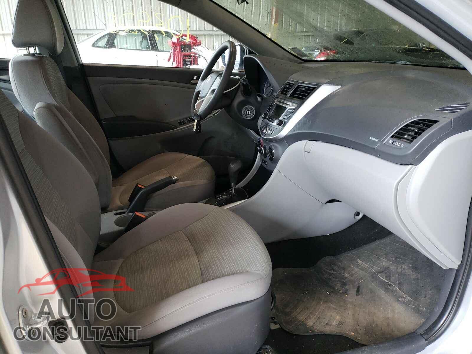 HYUNDAI ACCENT 2017 - KMHCT4AE5HU242501