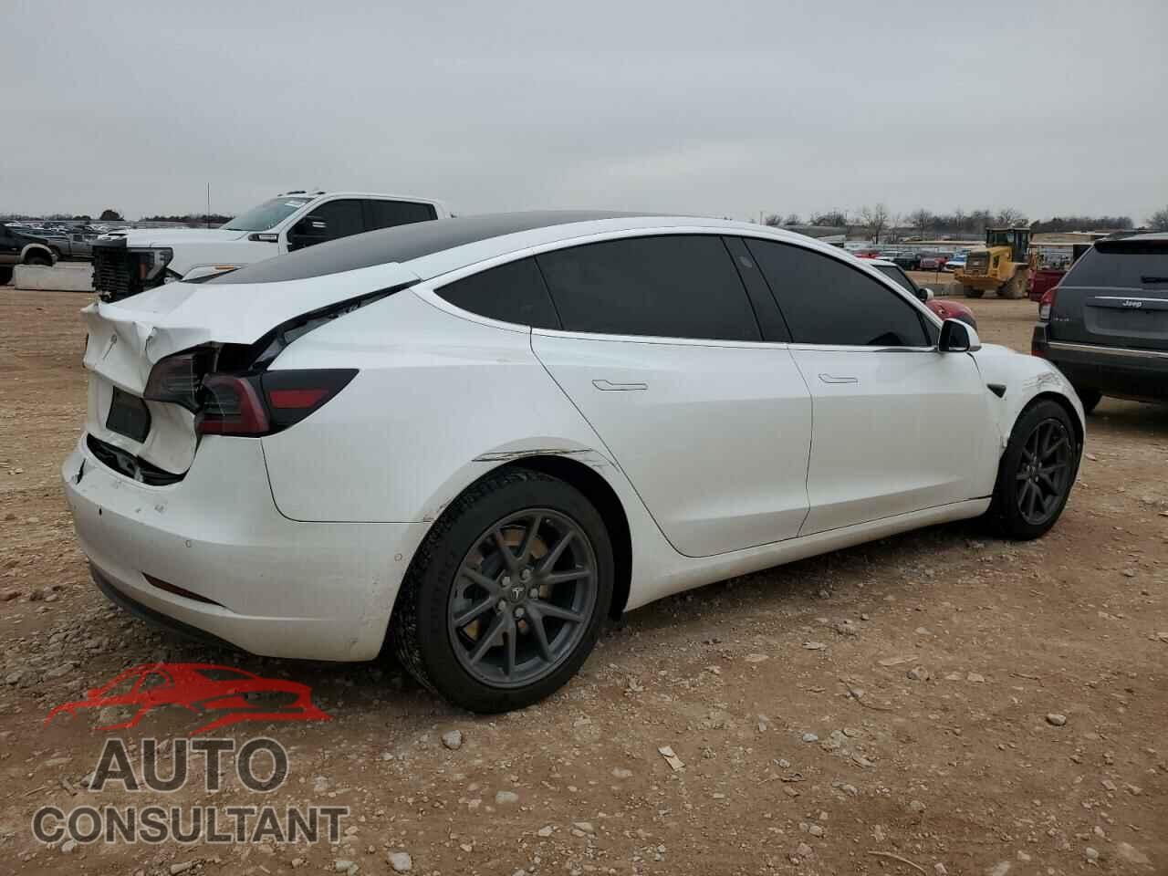 TESLA MODEL 3 2019 - 5YJ3E1EAXKF435652