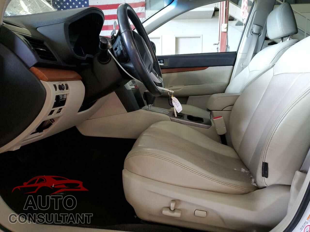 SUBARU OUTBACK 2013 - 4S4BRBPC1D3301113