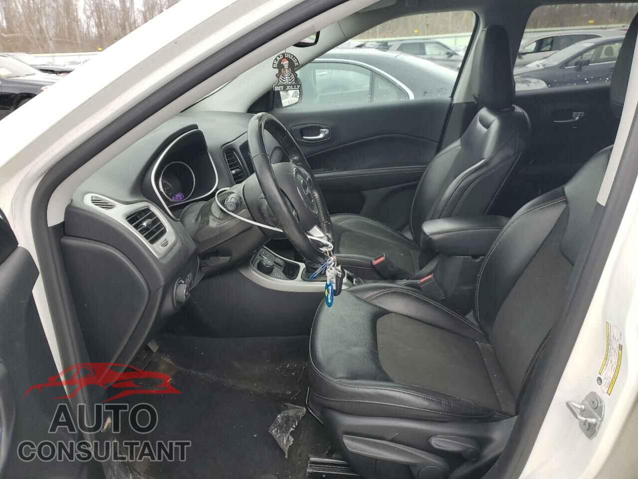JEEP COMPASS 2020 - 3C4NJDBB8LT239621