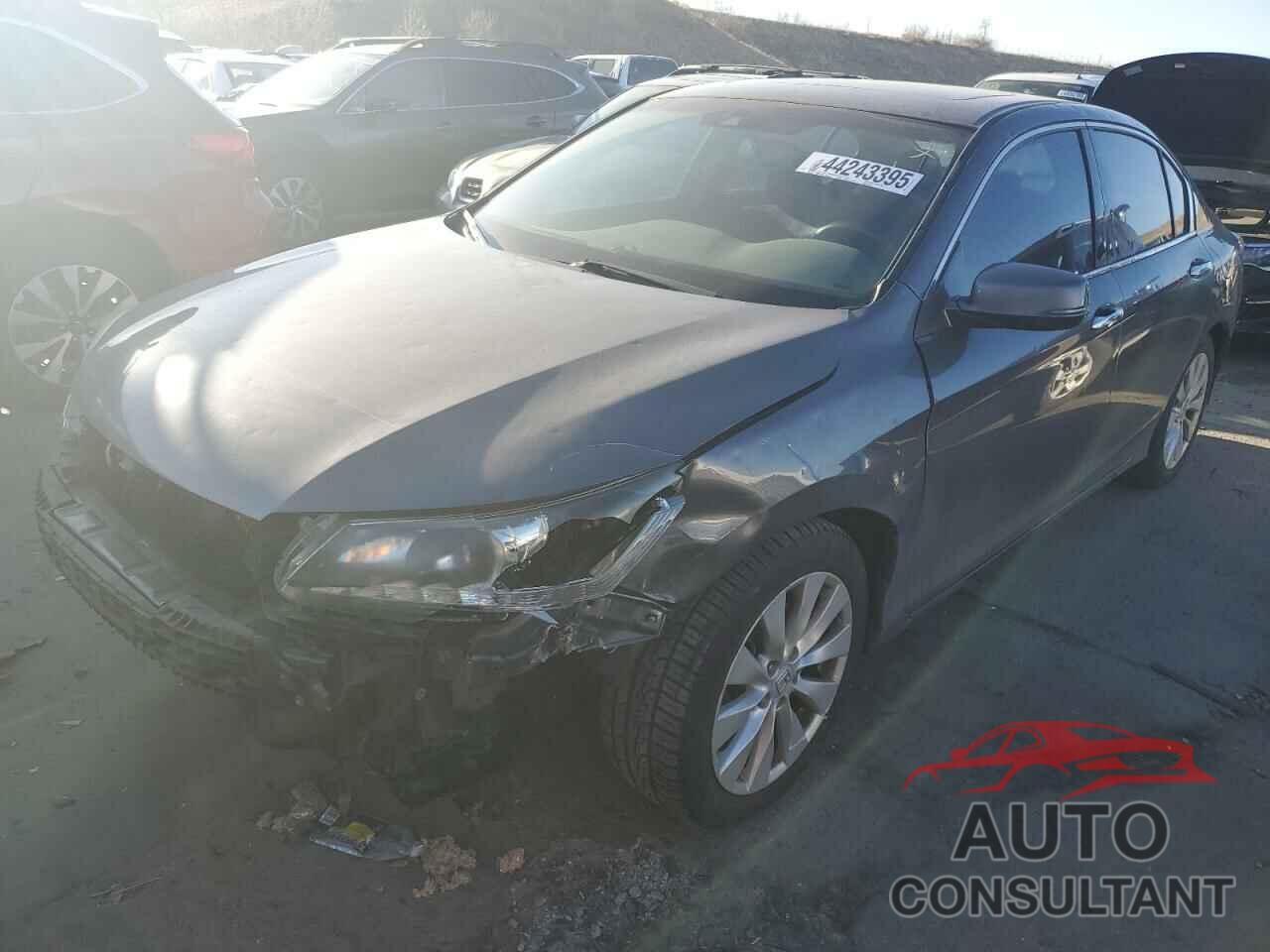 HONDA ACCORD 2013 - 1HGCR3F84DA005592