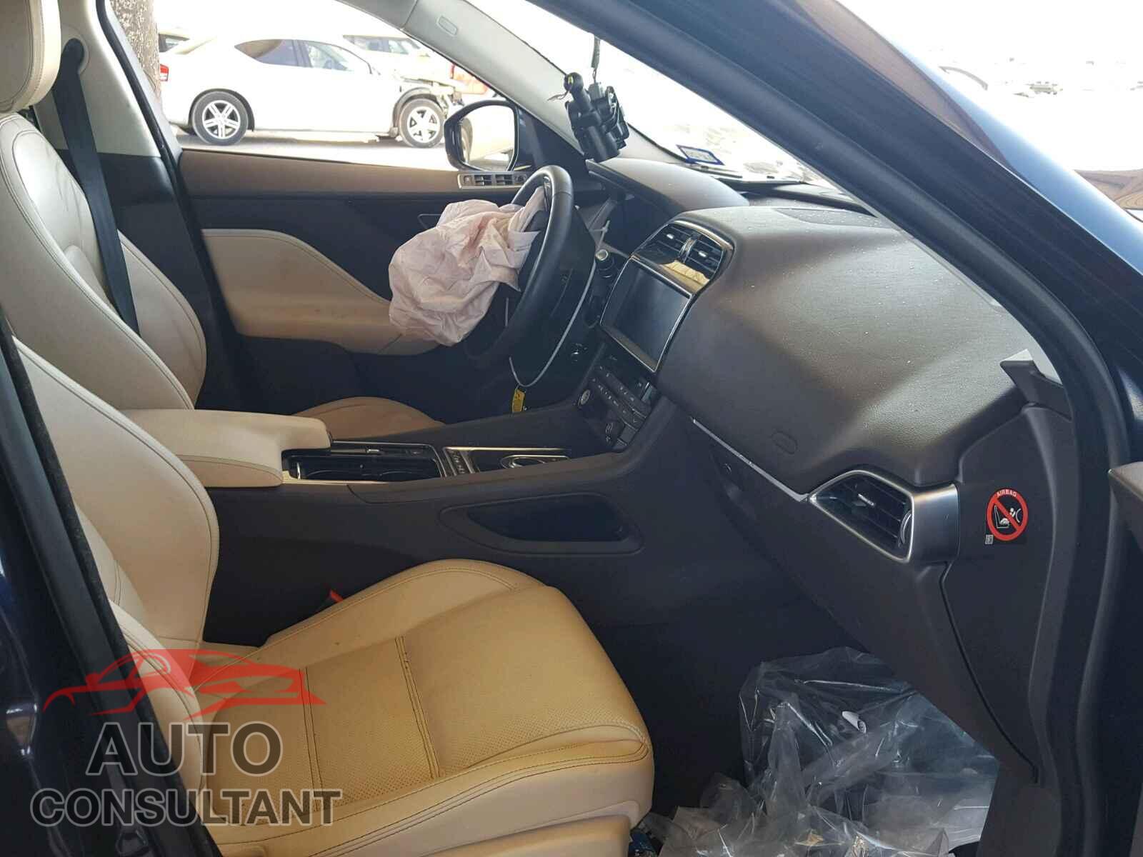 JAGUAR F-PACE PRESTIGE 2018 - SADCK2EV7JA246485