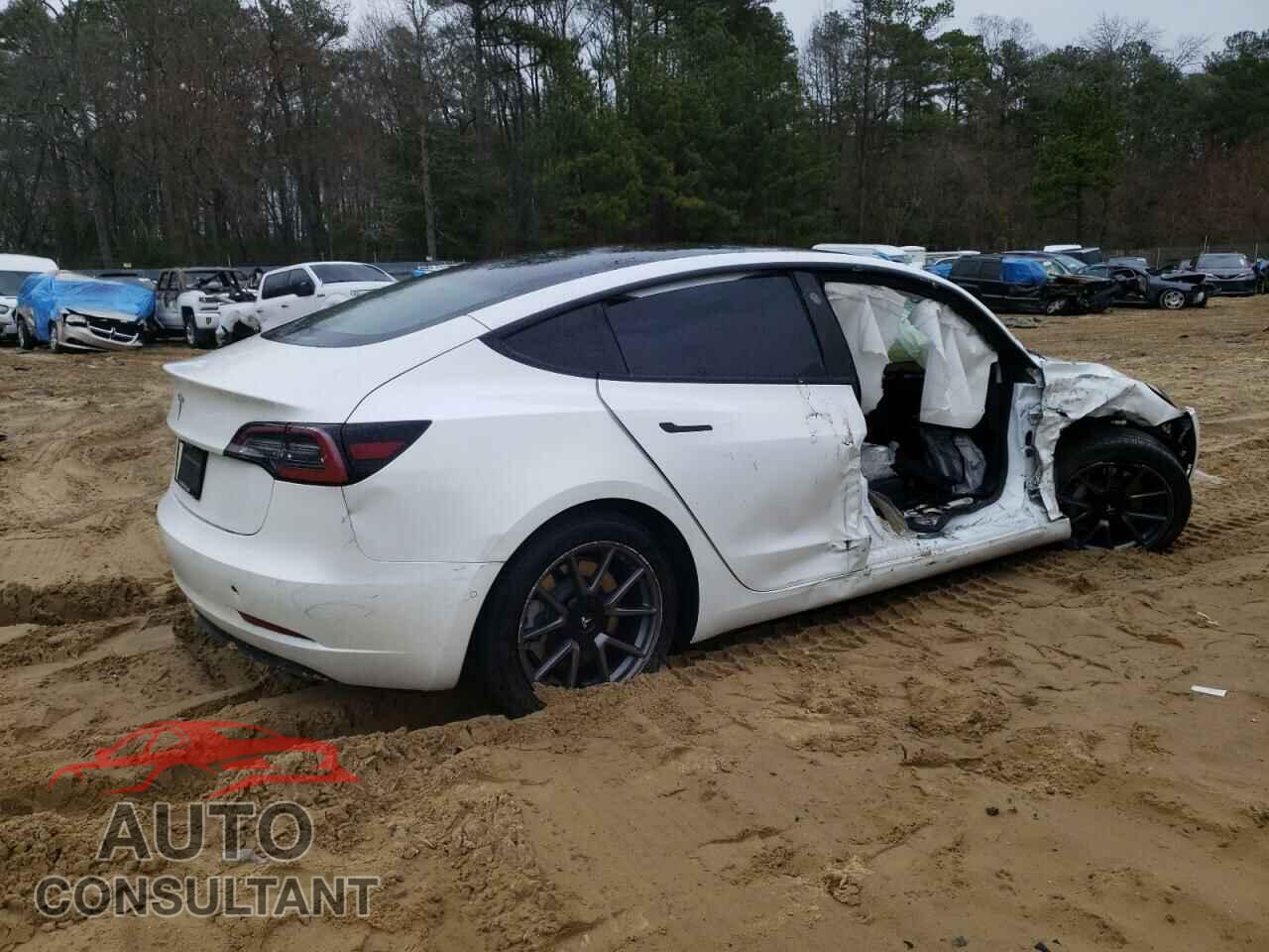 TESLA MODEL 3 2021 - 5YJ3E1EA0MF017040