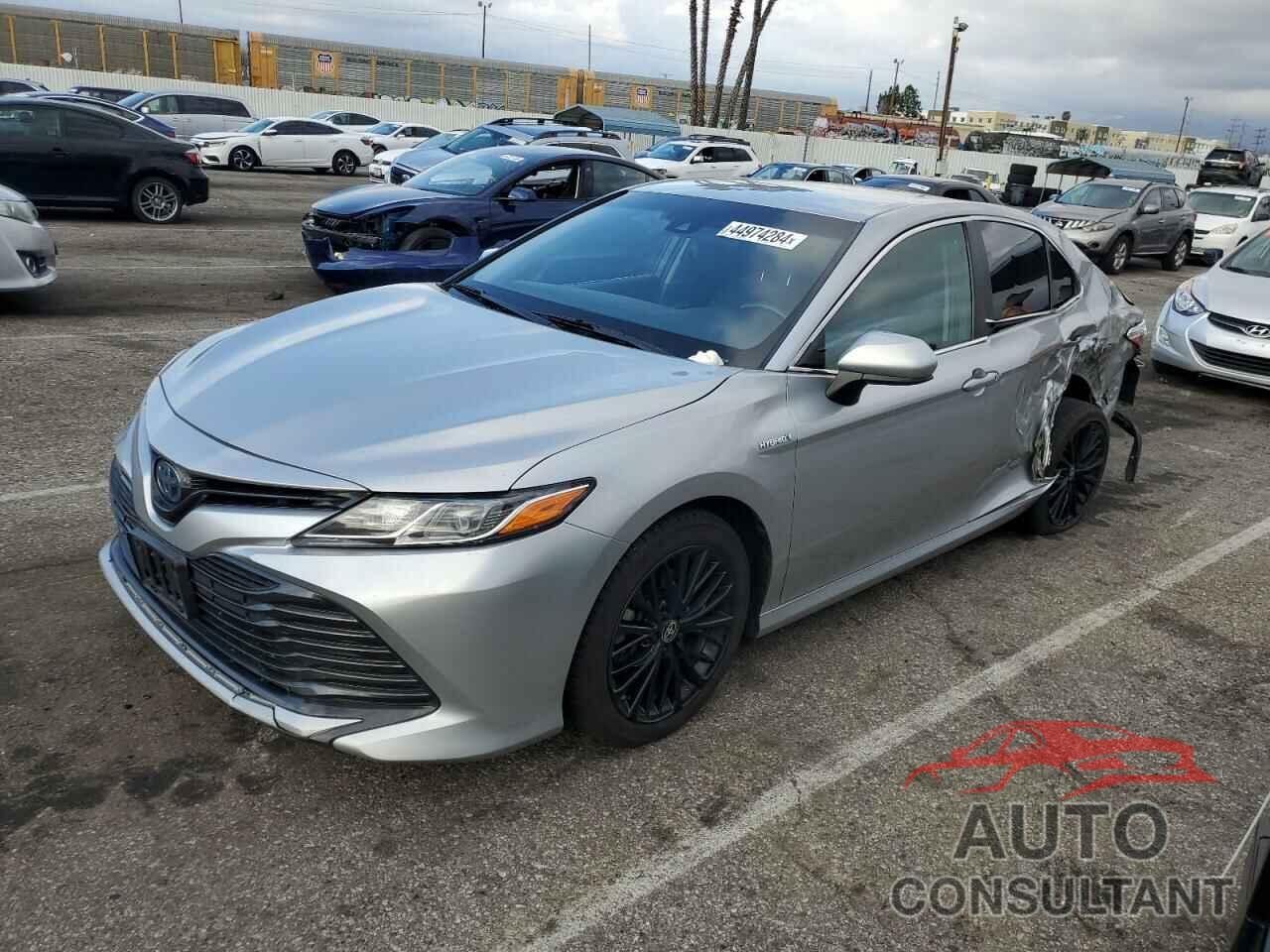 TOYOTA CAMRY 2018 - 4T1B31HK0JU502203