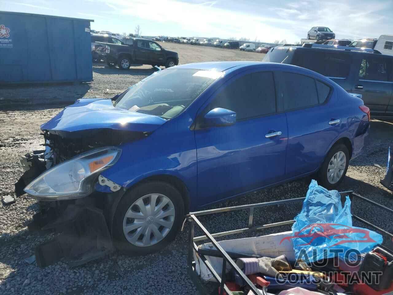 NISSAN VERSA 2017 - 3N1CN7AP2HL836476