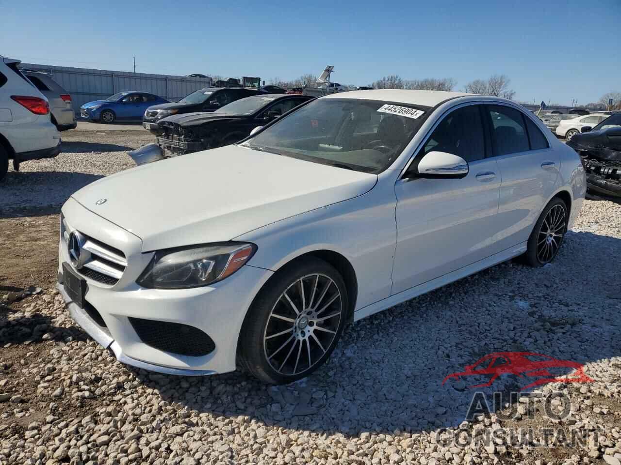 MERCEDES-BENZ C-CLASS 2015 - 55SWF4KB8FU009505