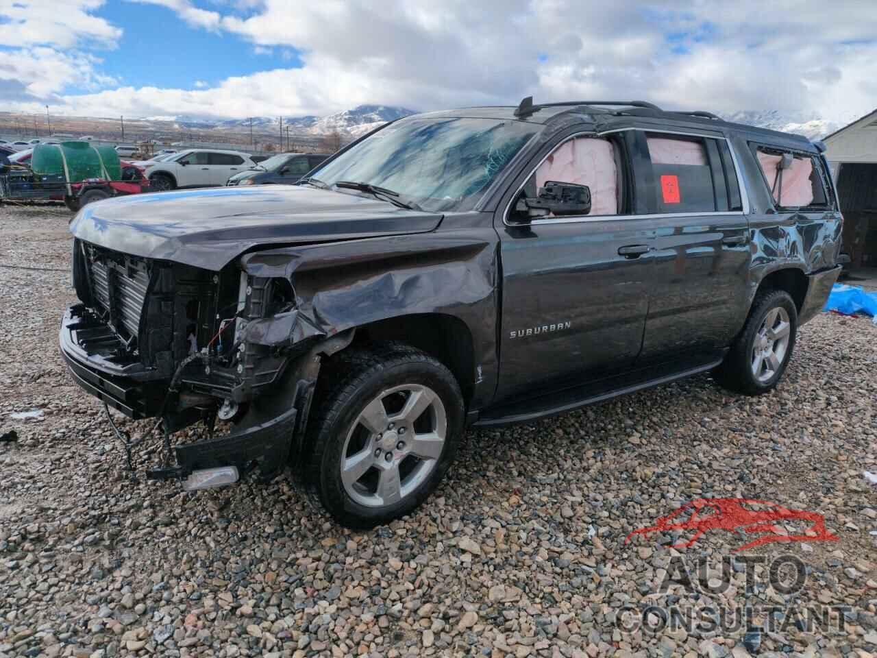CHEVROLET SUBURBAN 2018 - 1GNSKHKC1JR207607