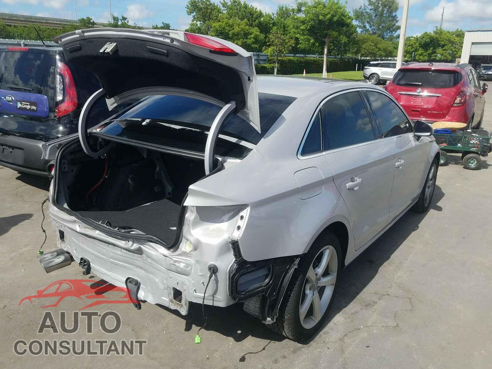 AUDI A3 2015 - WAUACGFF4F1010854