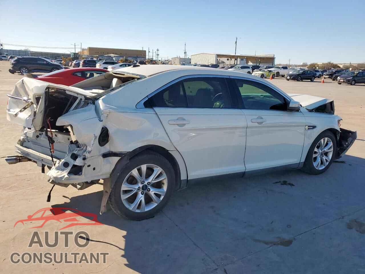 FORD TAURUS 2011 - 1FAHP2EW4BG164956