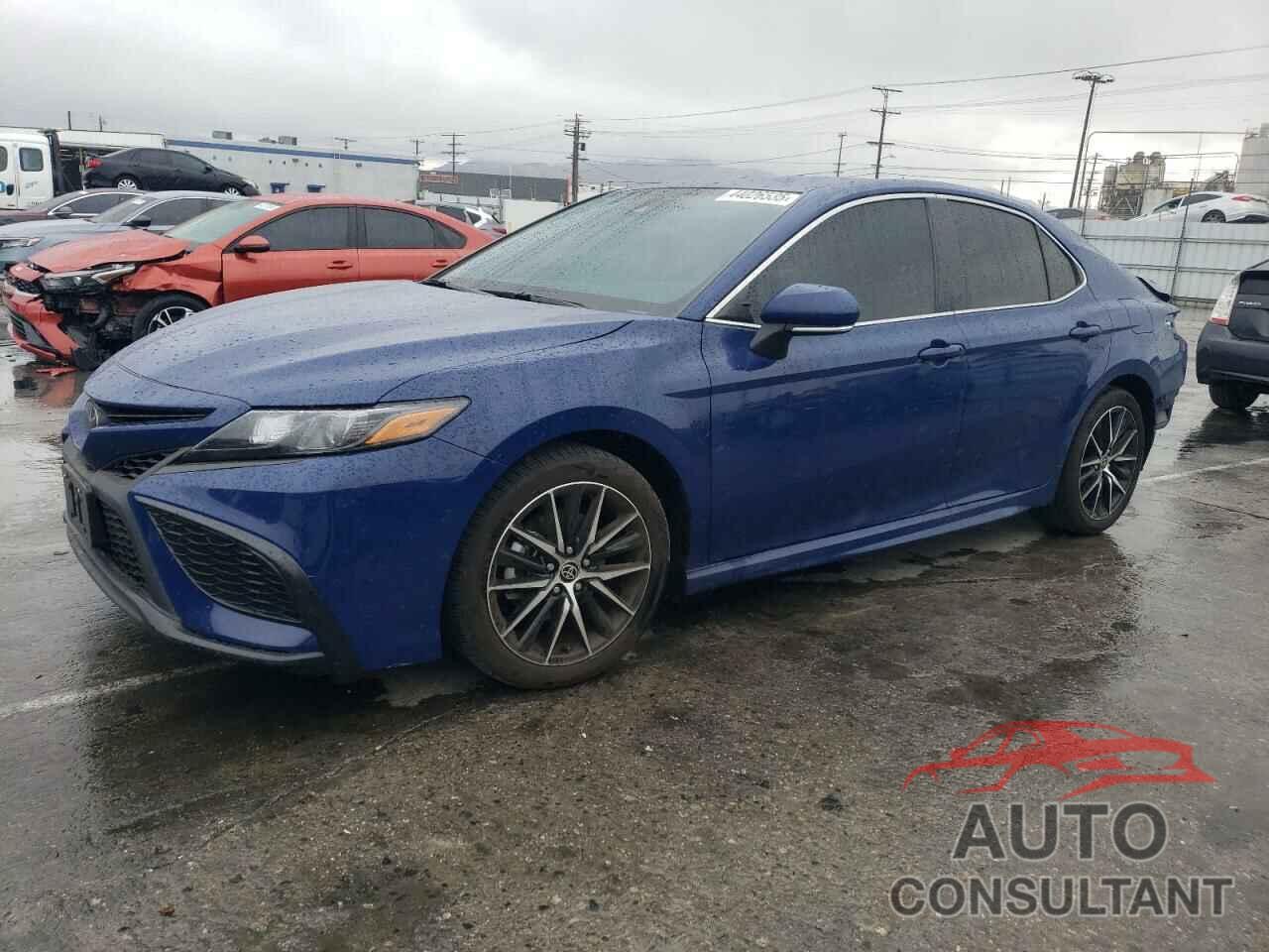 TOYOTA CAMRY 2023 - 4T1G11AK7PU117798