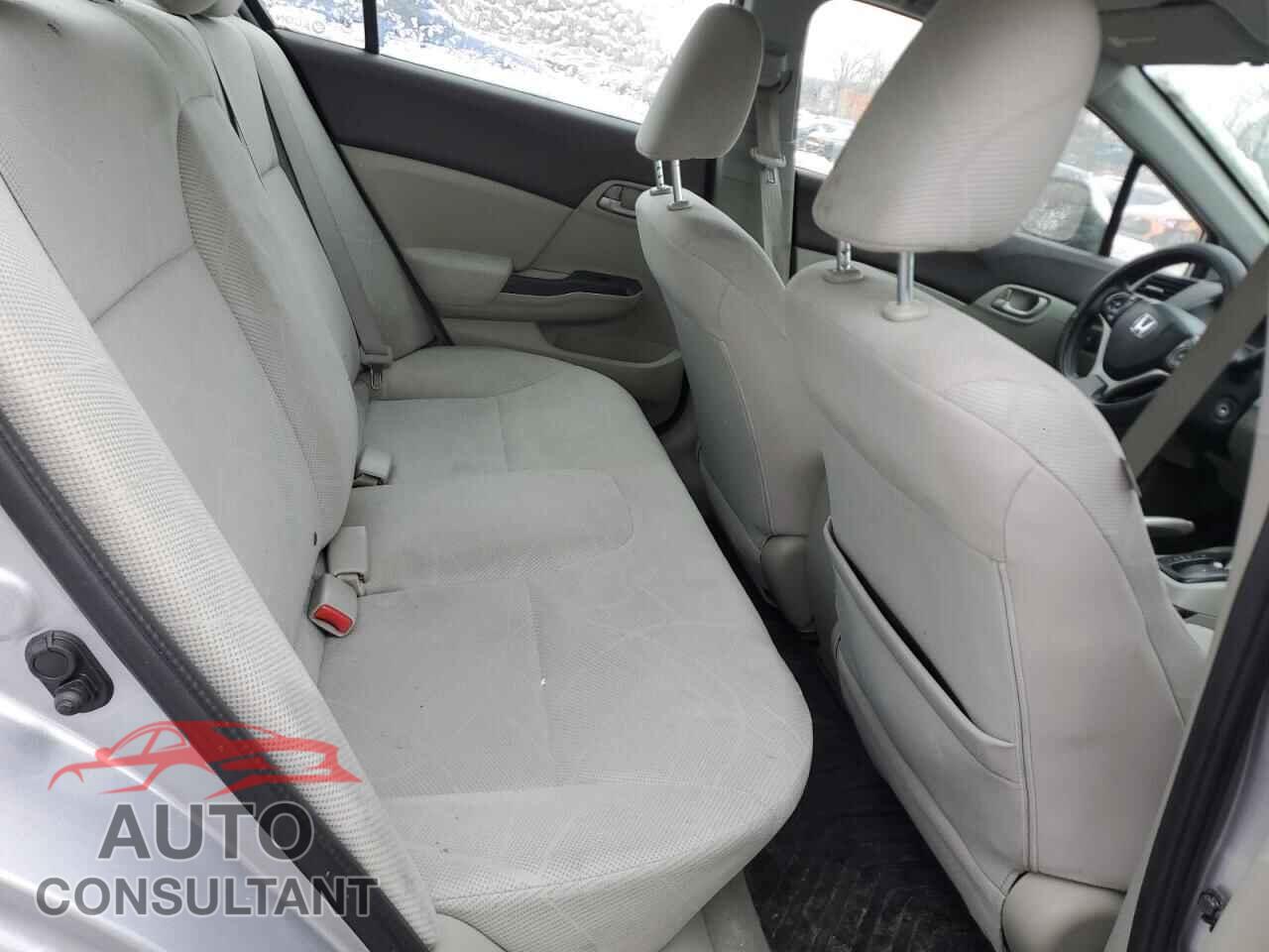 HONDA CIVIC 2012 - 2HGFB2F50CH611456